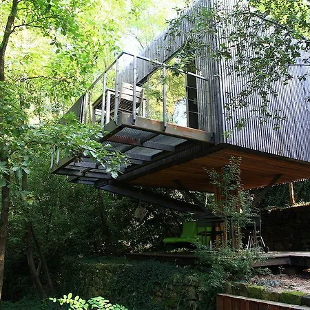 Bed & Breakfast La De Luca Vinezac